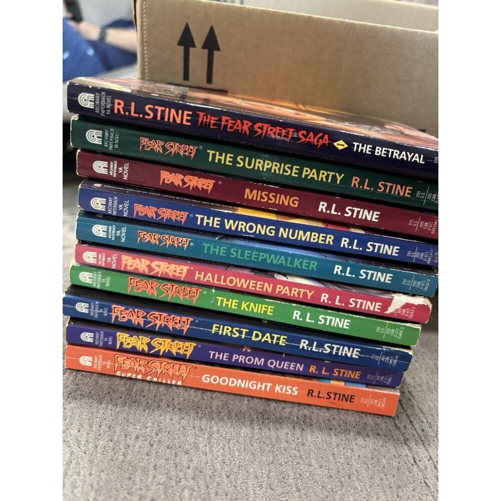 R.L. Stine Fear Street 10 Book Lot Vintage 1989-93 Original Covers Horror PB